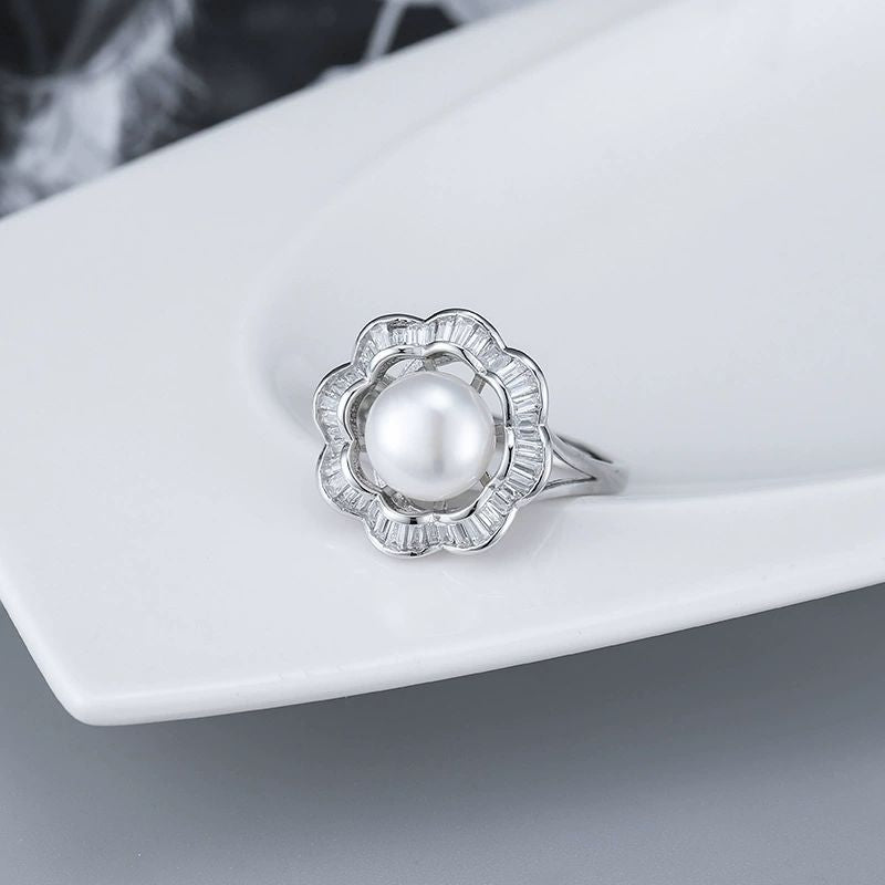 خاتم فلورال بيرل فضة استرلينية 925 مع أحجار زركون من Signature Jewelry