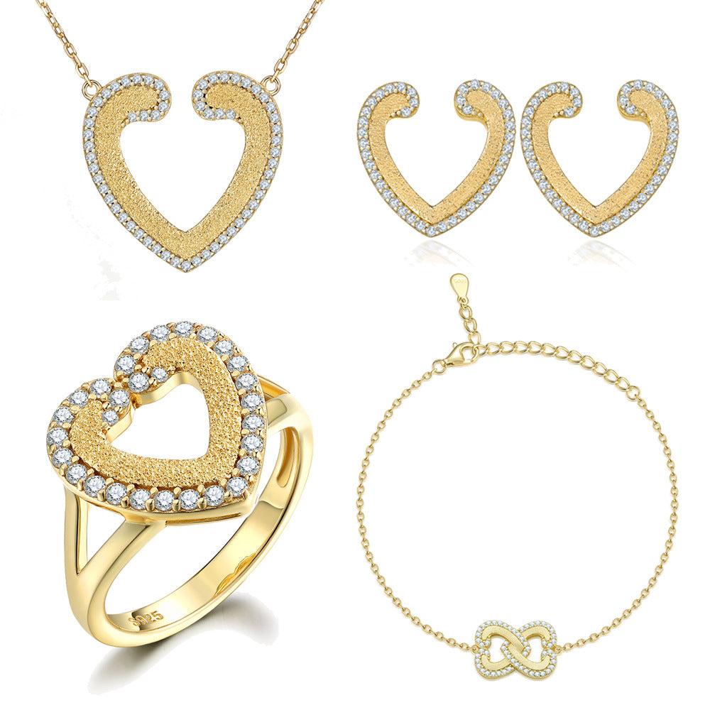 طقم Signature Jewelry Heart Elegance