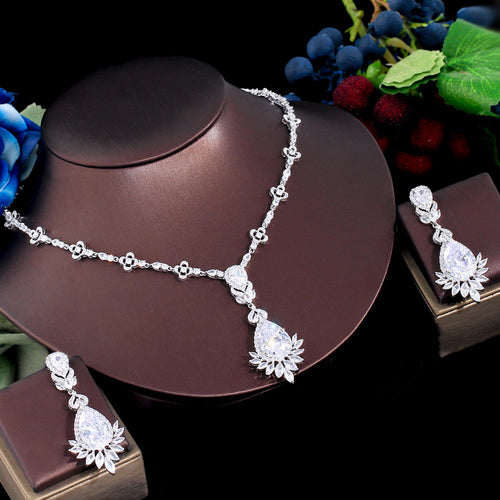 Elegant Teardrop Zircon Bridal Set – Necklace & Earrings