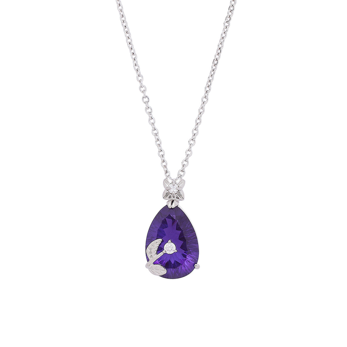 قلادة القلب الوردي من Signature Jewelry