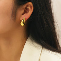 Golden Teardrop Earrings – Signature Jewelry