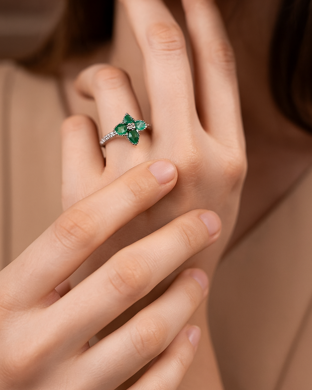 Flower shape Diamond and Emerald Ring