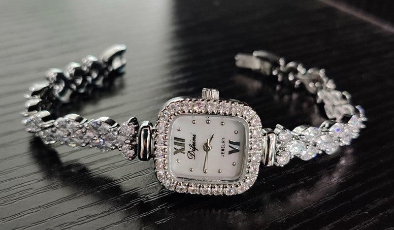 Difeini Women's Luxury Watch - Elegant Zircon Bracelet Design