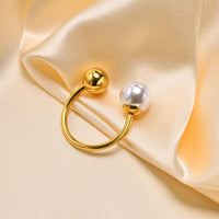خاتم لونا بيرل – خاتم ستانلس ستيل ذهبي من Signature Jewelry
