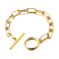 سوار الوصلات الذهبية بتصميم الإبزيم – Signature Jewelry