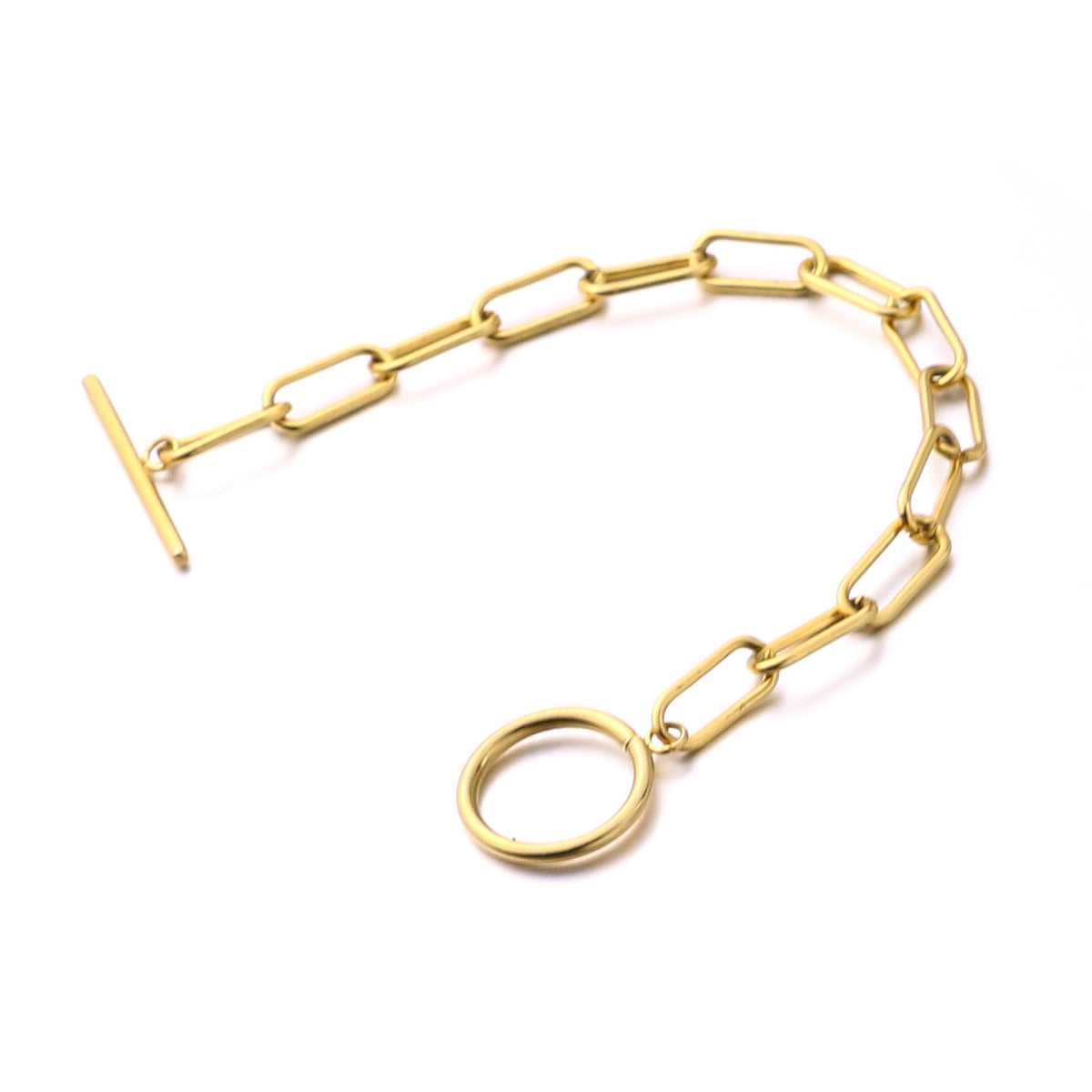 سوار الوصلات الذهبية بتصميم الإبزيم – Signature Jewelry