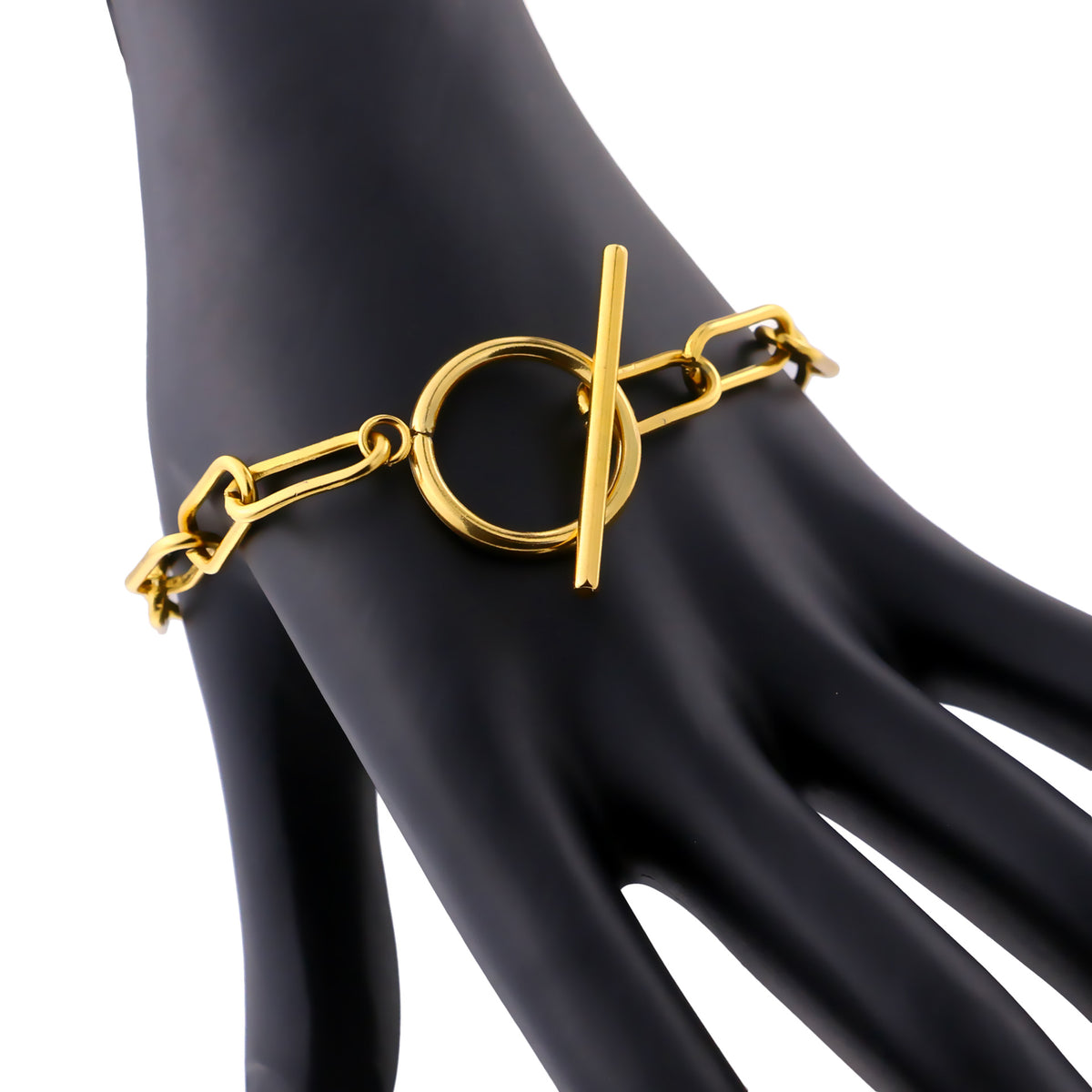 سوار الوصلات الذهبية بتصميم الإبزيم – Signature Jewelry