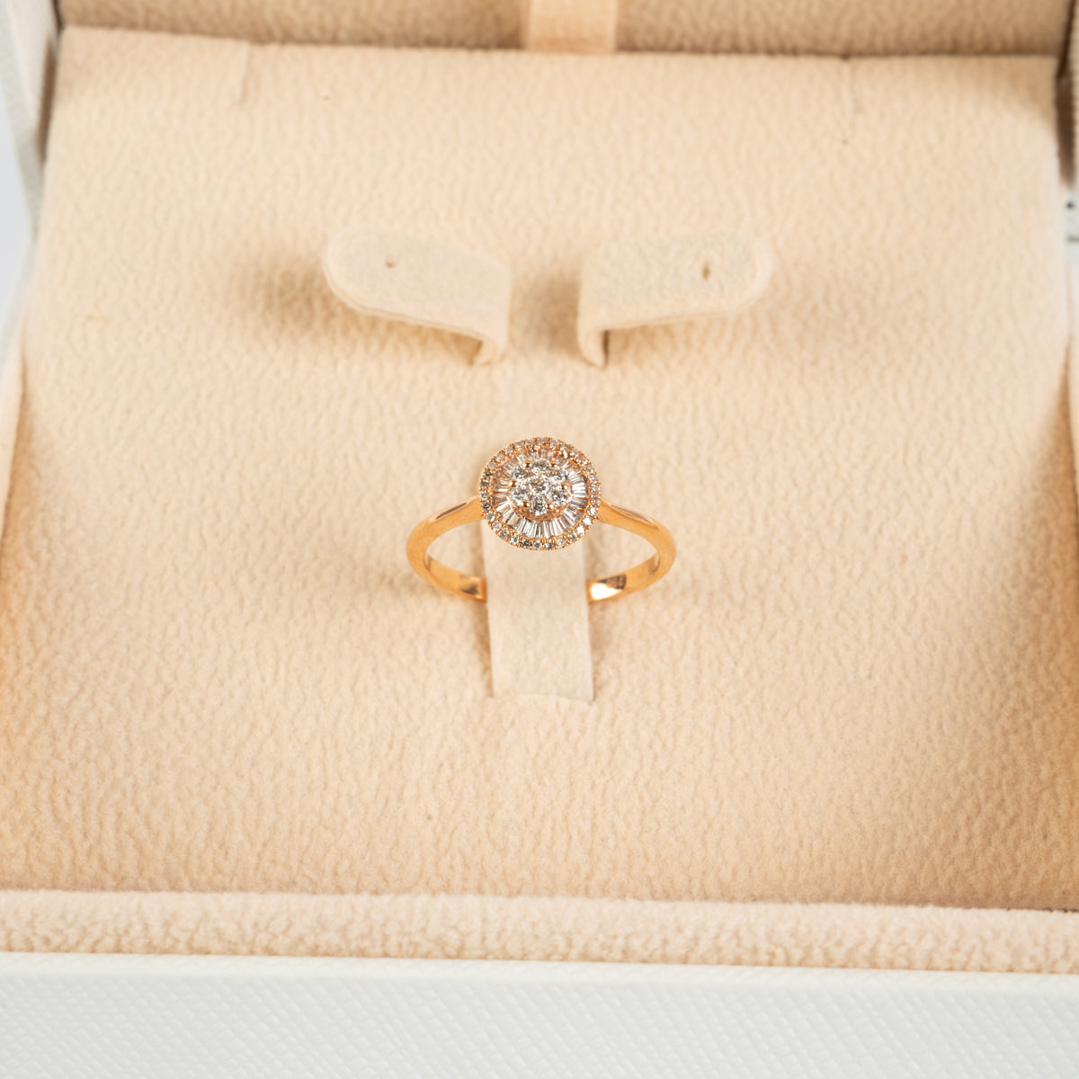 Radiant Halo Diamond Ring in 18K Gold