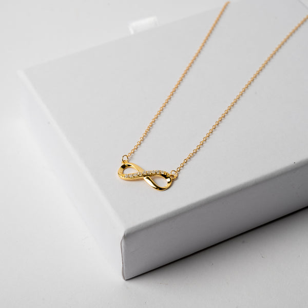 Signature Jewelry Infinity Necklace – 925 Sterling Silver Gold-Plated