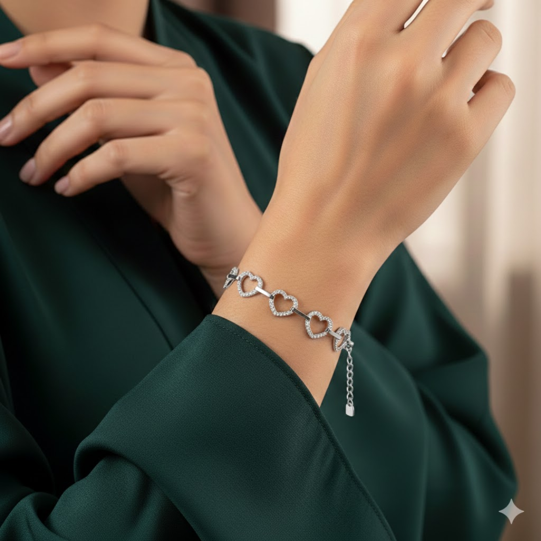 Signature Jewelry Silver Sparkling Hearts Stainless Steel Bracelet