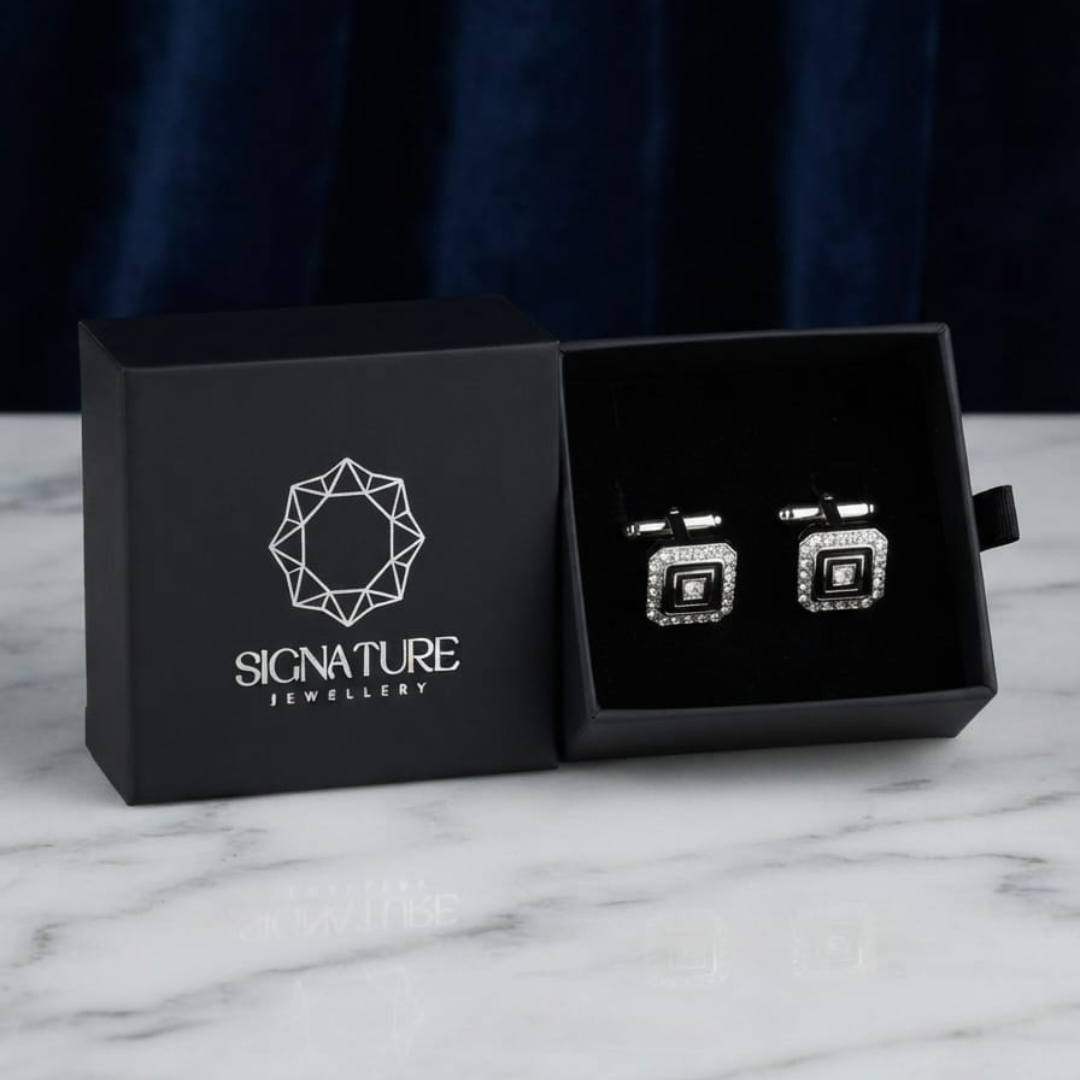 أزرار أكمام مربعة فضية وسوداء بتصميم هندسي كريستالي من Signature Jewelry