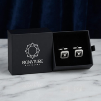 أزرار أكمام مربعة فضية وسوداء بتصميم هندسي كريستالي من Signature Jewelry